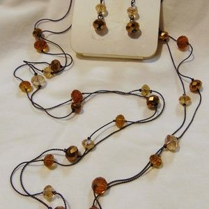 Lovely necklace & earring set